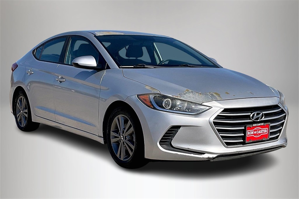 2018 Hyundai Elantra SEL's photo