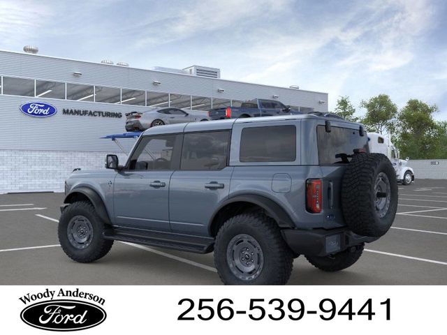 2025 Ford Bronco Outer Banks photo 4