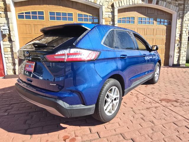 2023 Ford Edge SEL photo 3