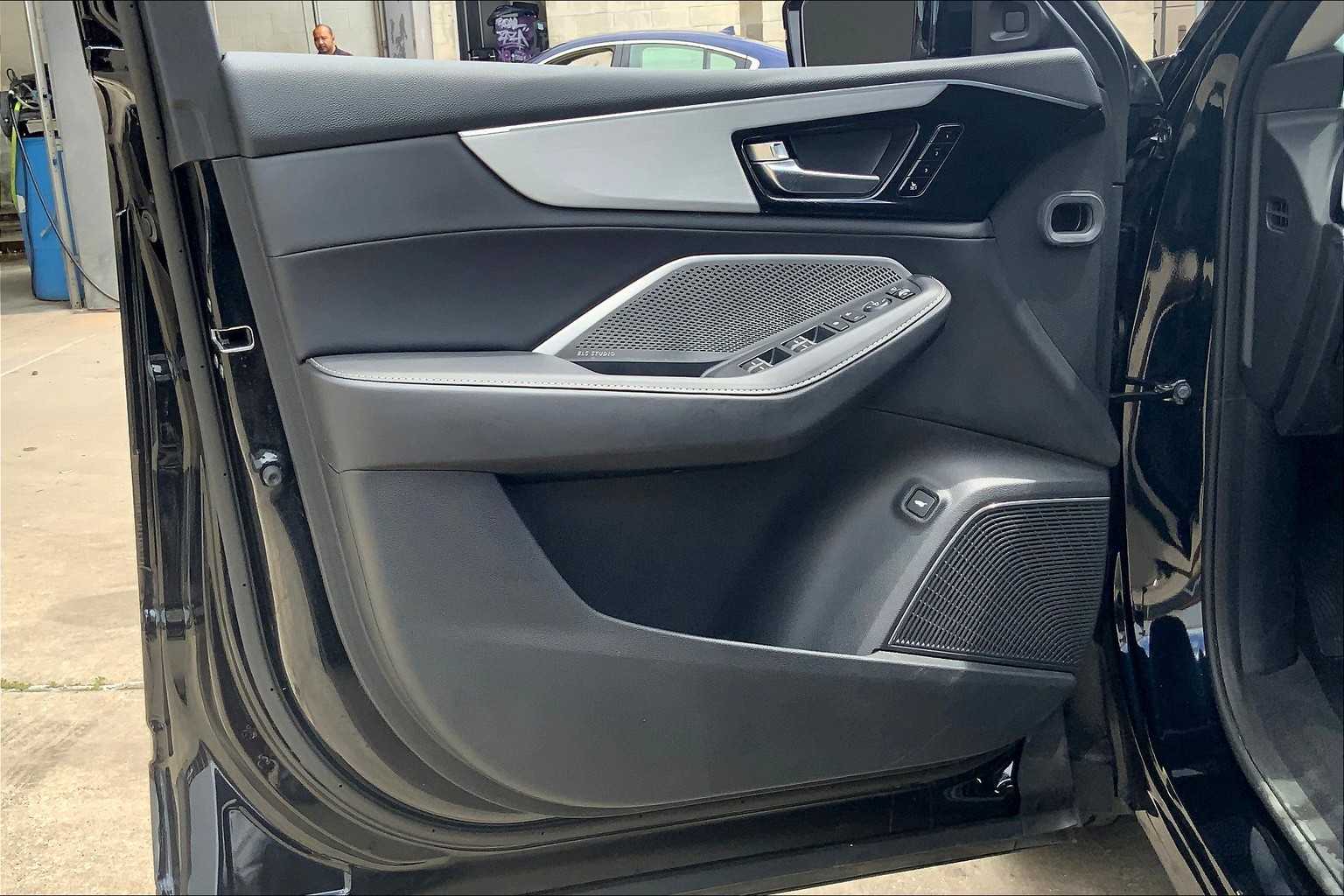 2023 Acura MDX Technology photo 19