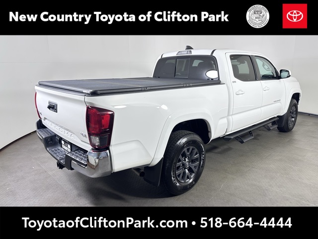2022 Toyota Tacoma SR5 photo 3
