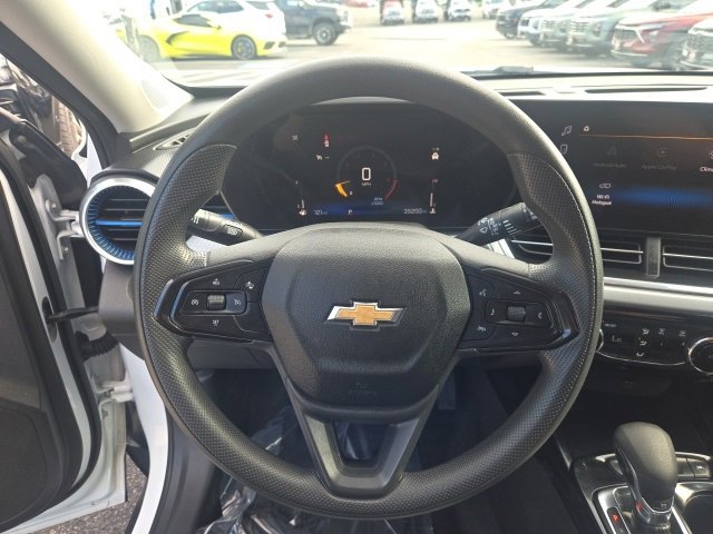 2024 Chevrolet Trax LT photo 13