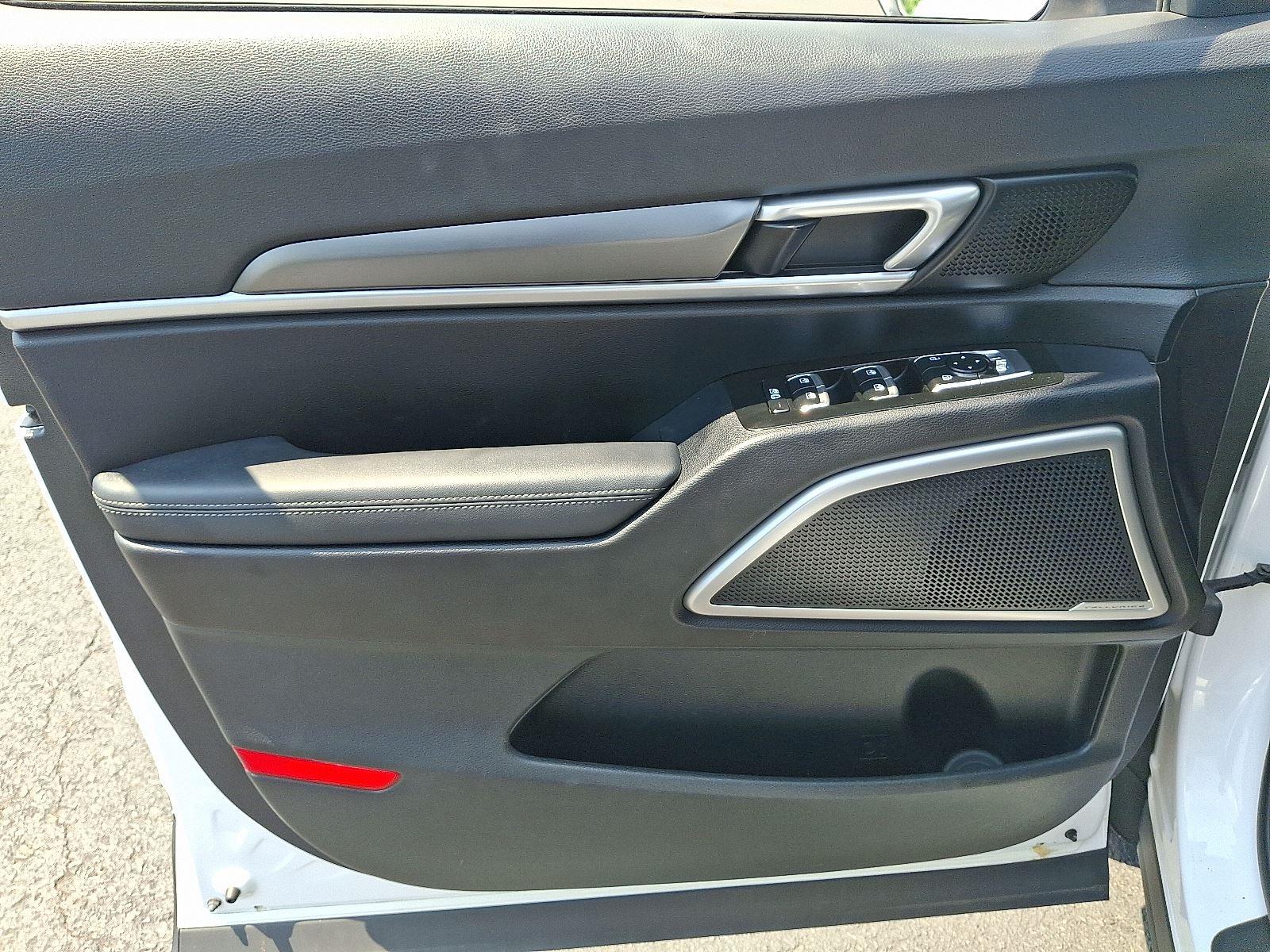2022 Kia Telluride LX photo 13