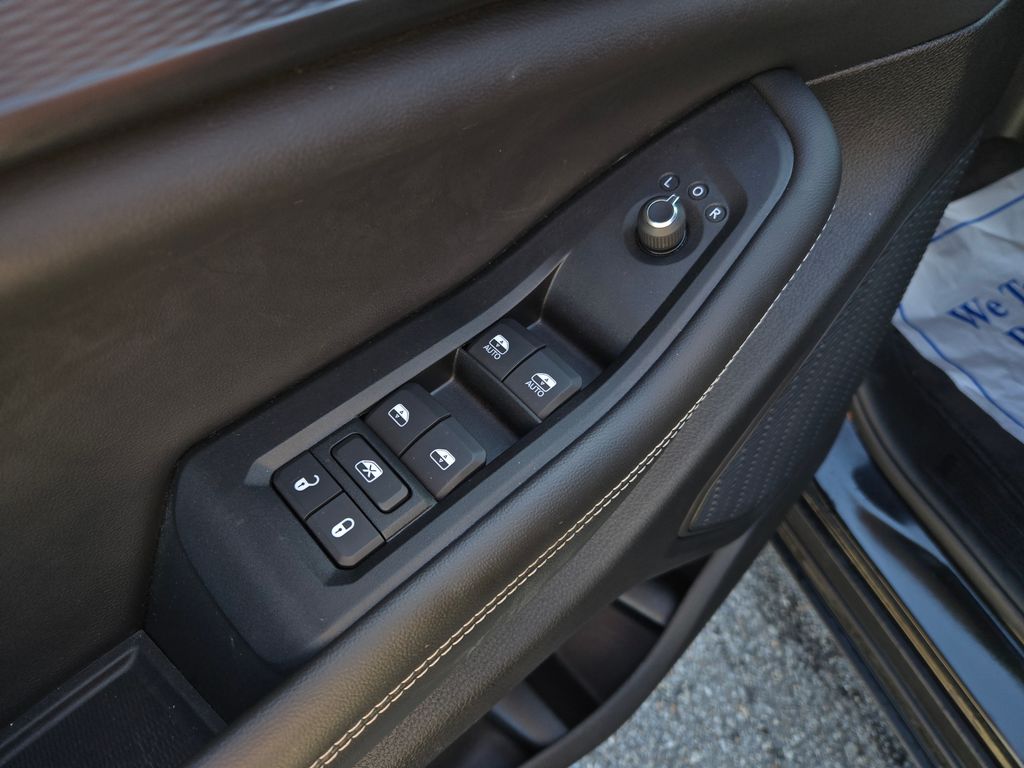 2023 Jeep Grand Cherokee Altitude X photo 9