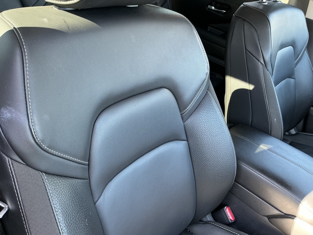 2025 Nissan Pathfinder SL photo 4