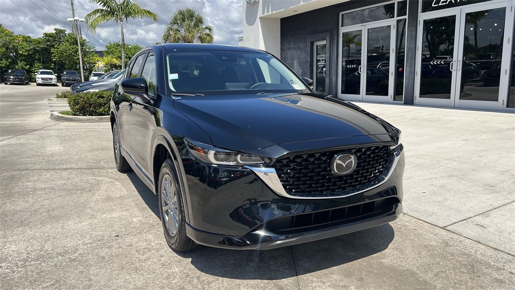 2025 Mazda CX-5 2.5 Select photo 14