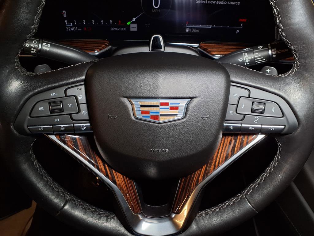 2022 Cadillac Escalade ESV Premium Luxury photo 7