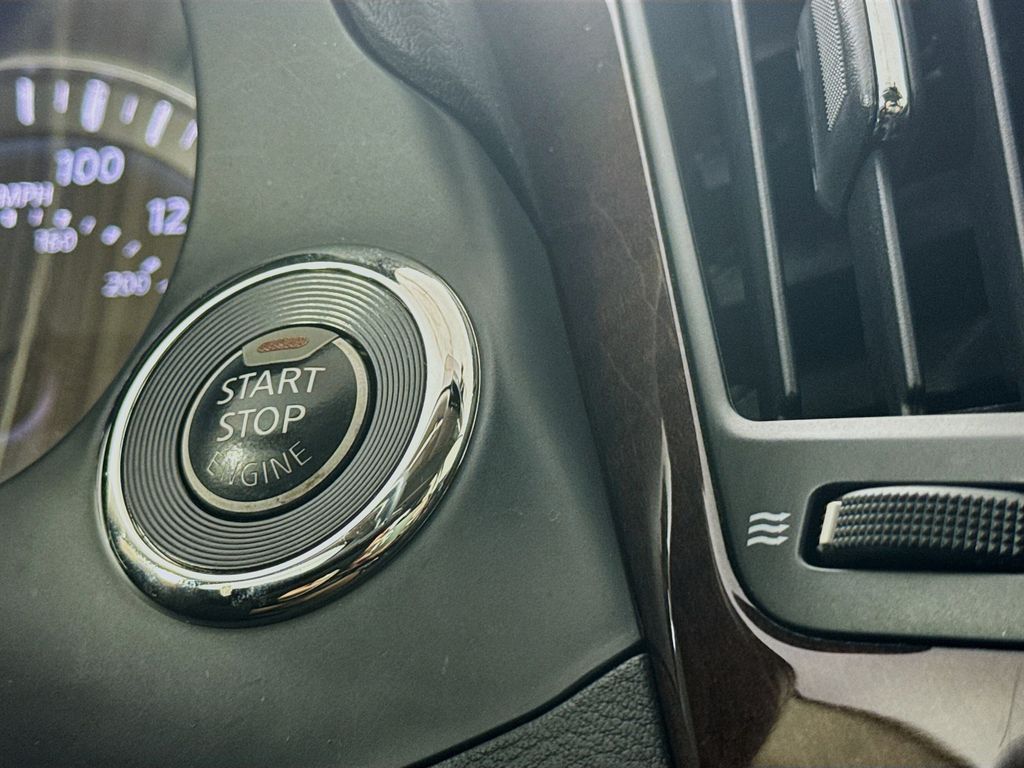 2018 Infiniti Q50 3.0t LUXE photo 17