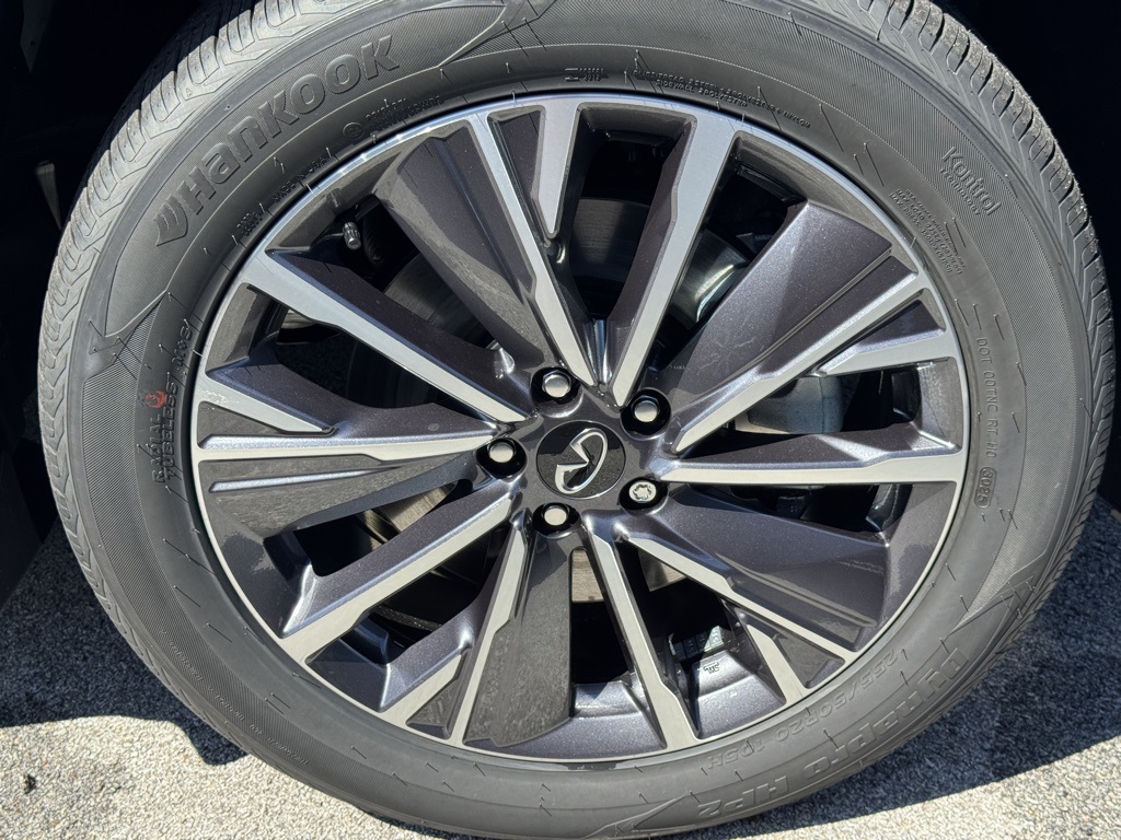2026 Infiniti QX60 Luxe AWD photo 2