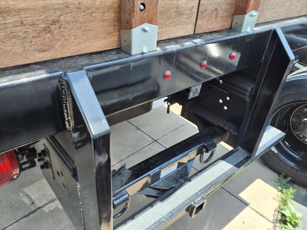 2023 Chevrolet Silverado 5500HD Work Truck photo 4