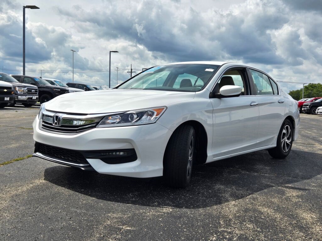 2017 Honda Accord LX photo 2
