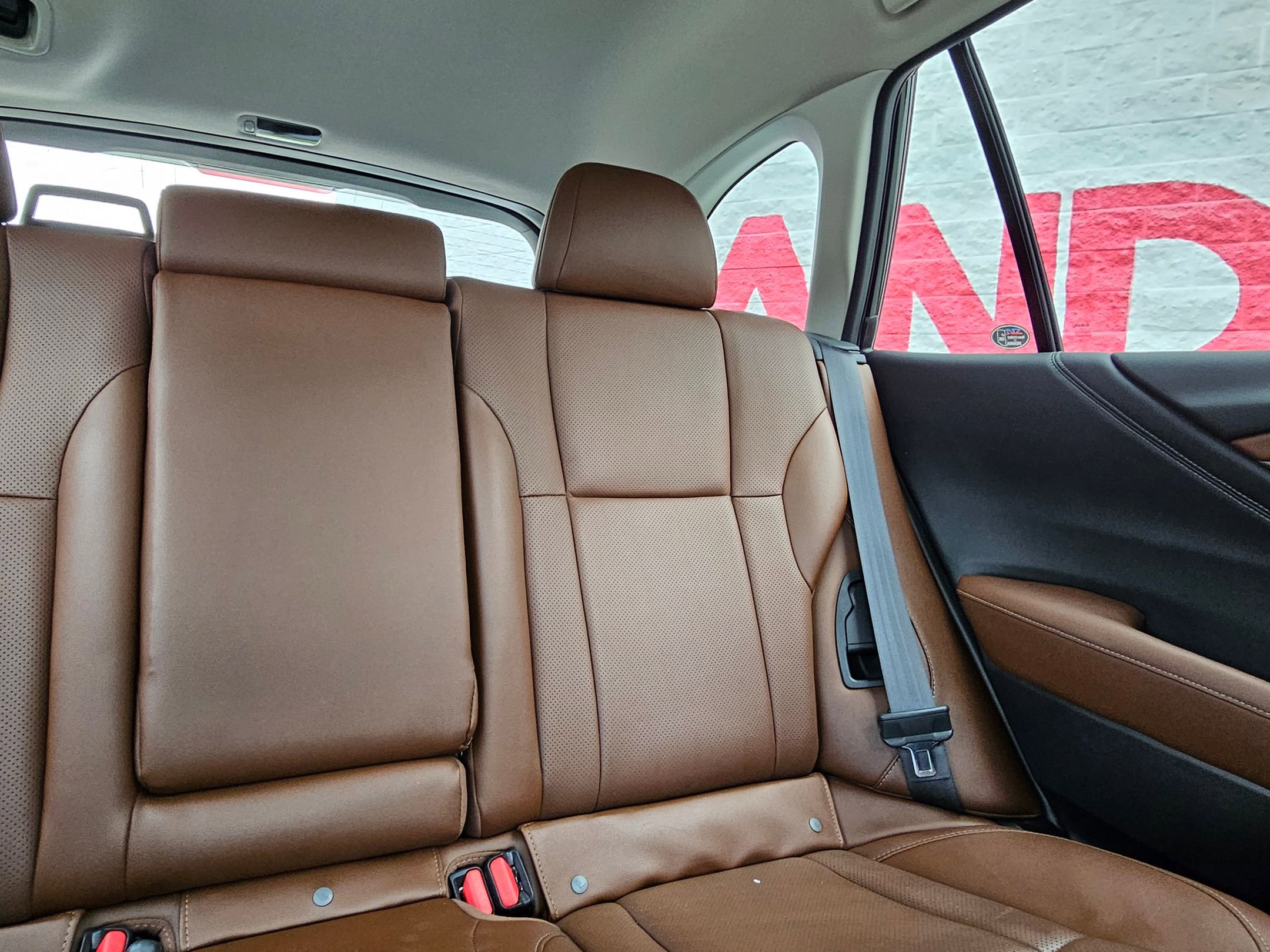 2022 Subaru Outback Touring photo 17