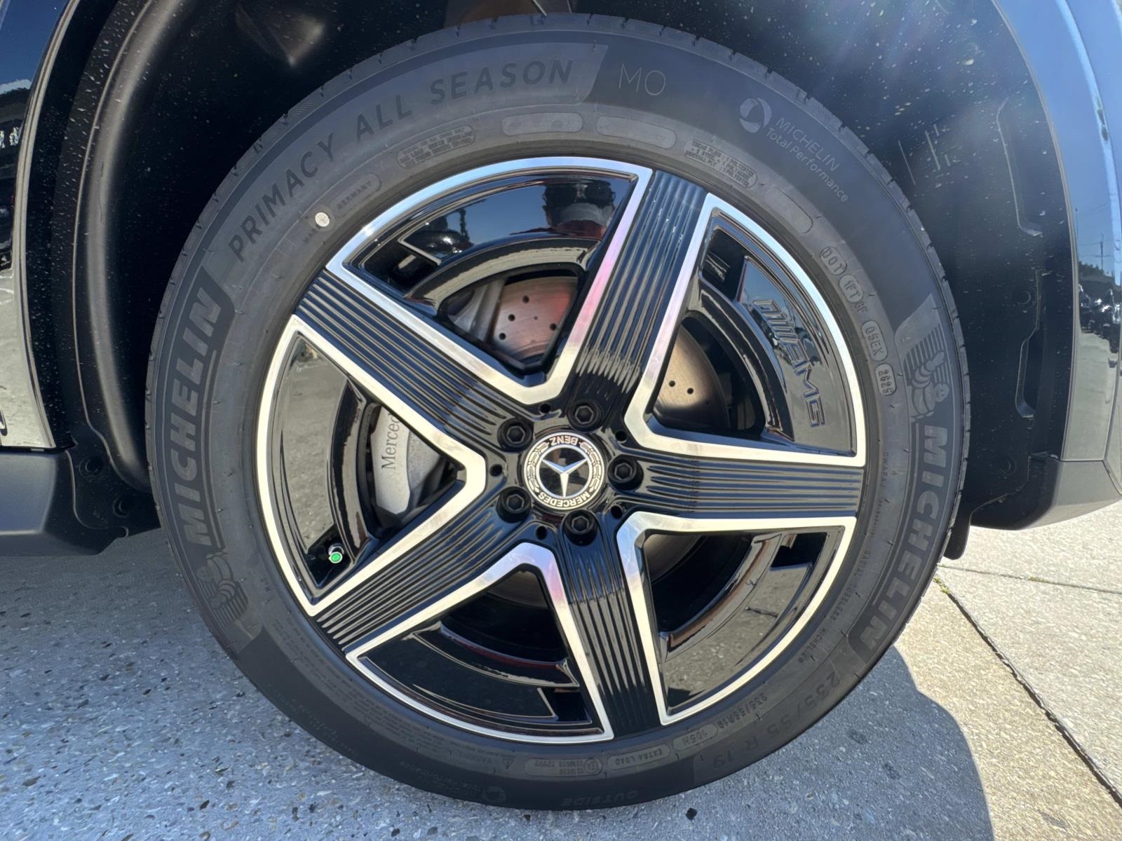 2026 Mercedes Benz GLC 300 photo 2