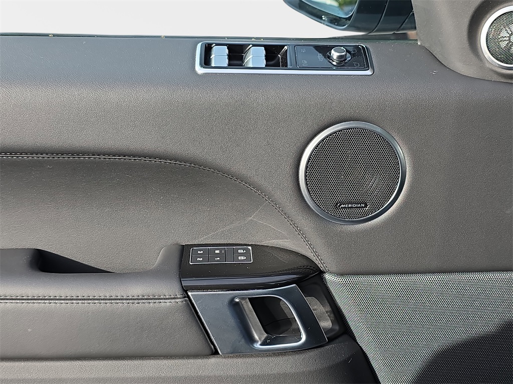 2022 Land Rover Range Rover Sport HSE Silver Edition photo 27