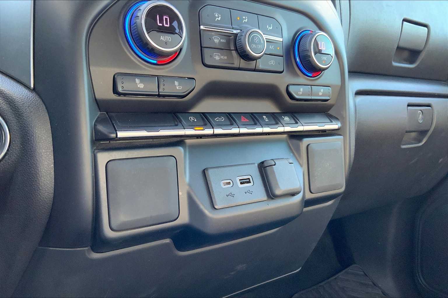 2021 Chevrolet Silverado 1500 LT photo 31