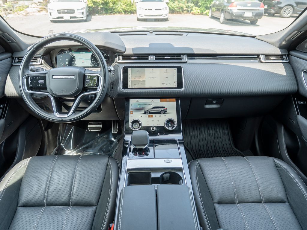 2023 Land Rover Range Rover Velar R-Dynamic S photo 17