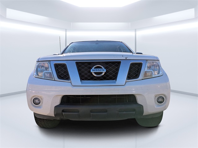 2014 Nissan Frontier Desert Runner photo 7