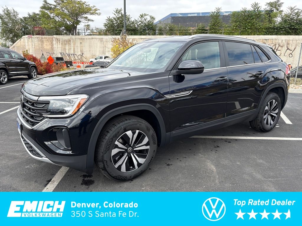 2026 Volkswagen Atlas Cross Sport SE's photo