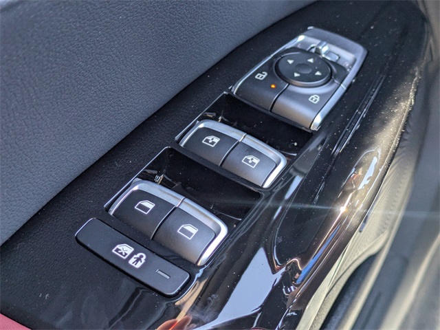 2025 Kia K5 GT-Line photo 23
