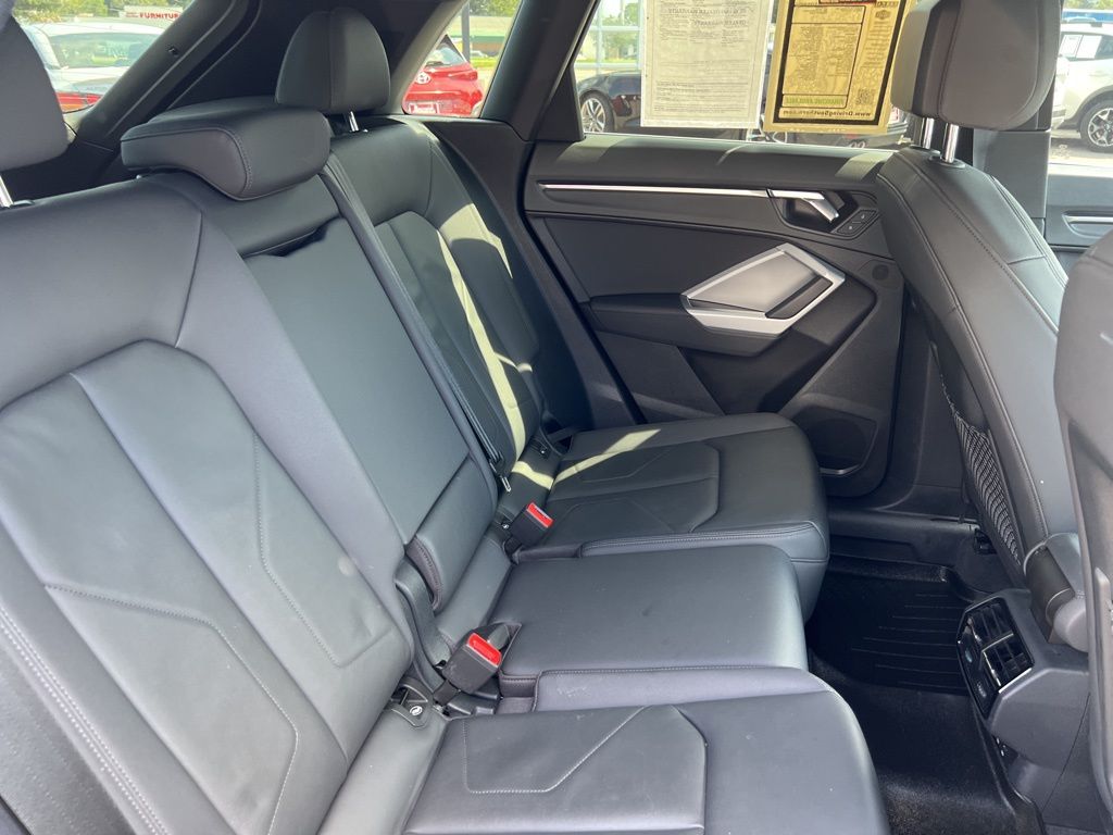 2021 Audi Q3 S line Premium Plus photo 30