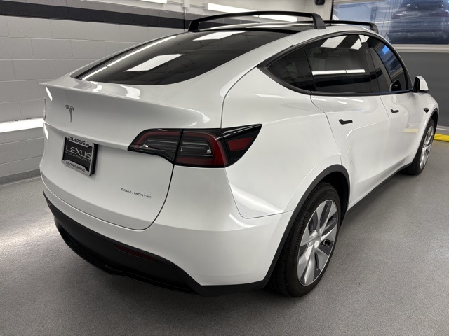 2023 Tesla Model Y Long Range photo 3
