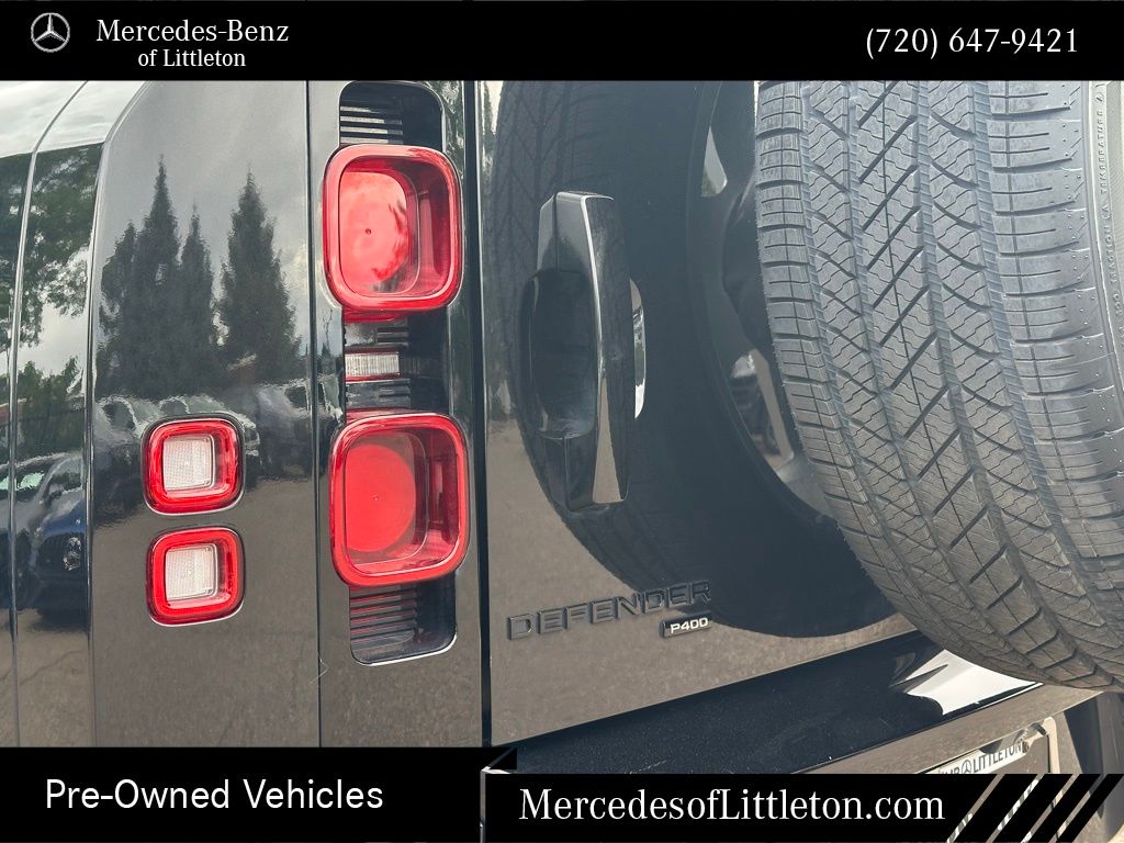 2023 Land Rover Defender 110 X-Dynamic SE photo 22