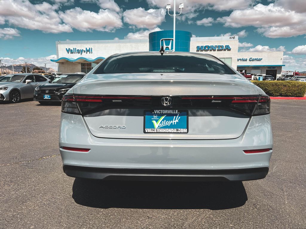2025 Honda Accord SE photo 29