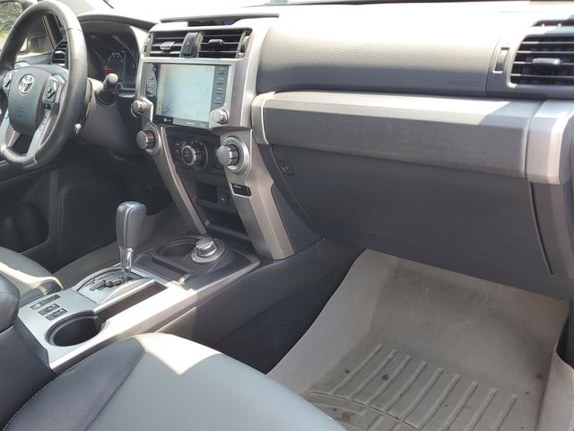 2022 Toyota 4Runner SR5 photo 21