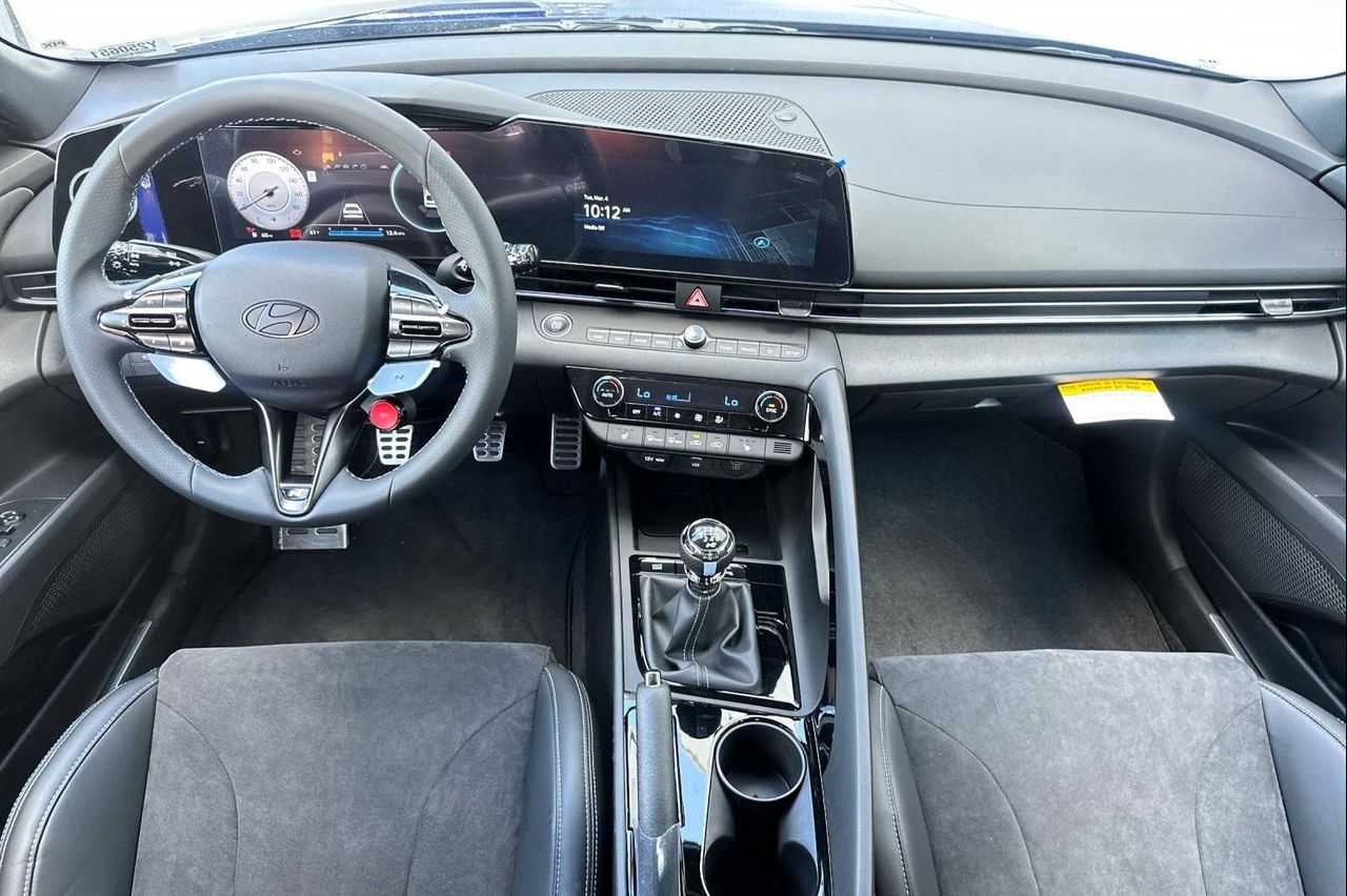 2025 Hyundai Elantra N Base photo 14