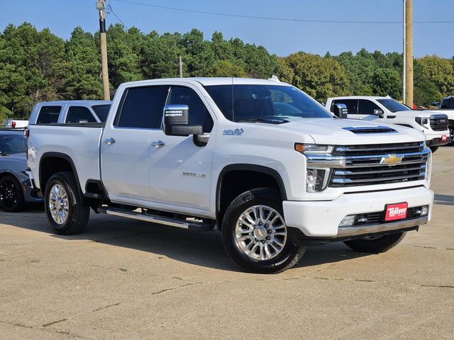 2022 Chevrolet Silverado 2500HD High Country photo 2