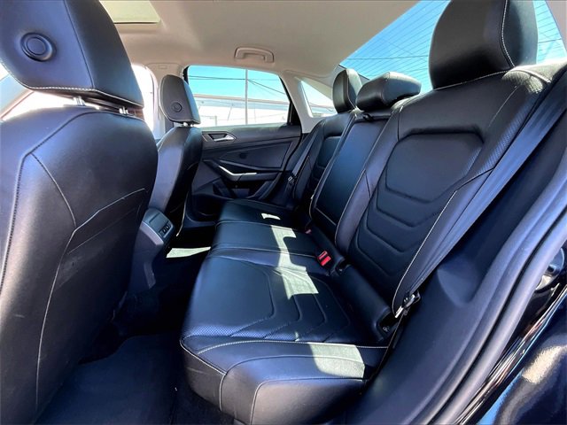 2023 Volkswagen Jetta 1.5T SEL photo 14