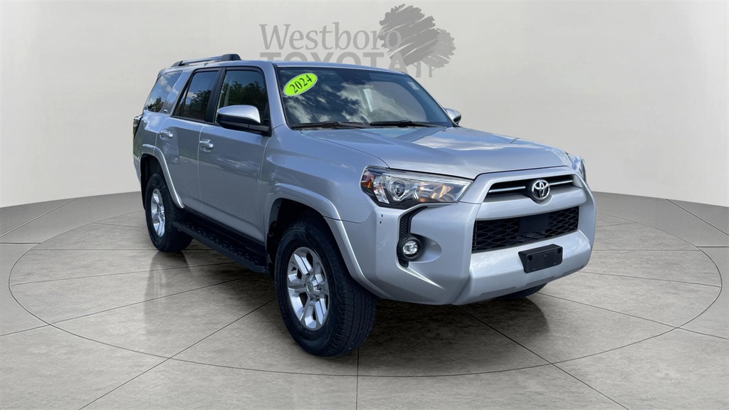 2024 Toyota 4Runner SR5's photo