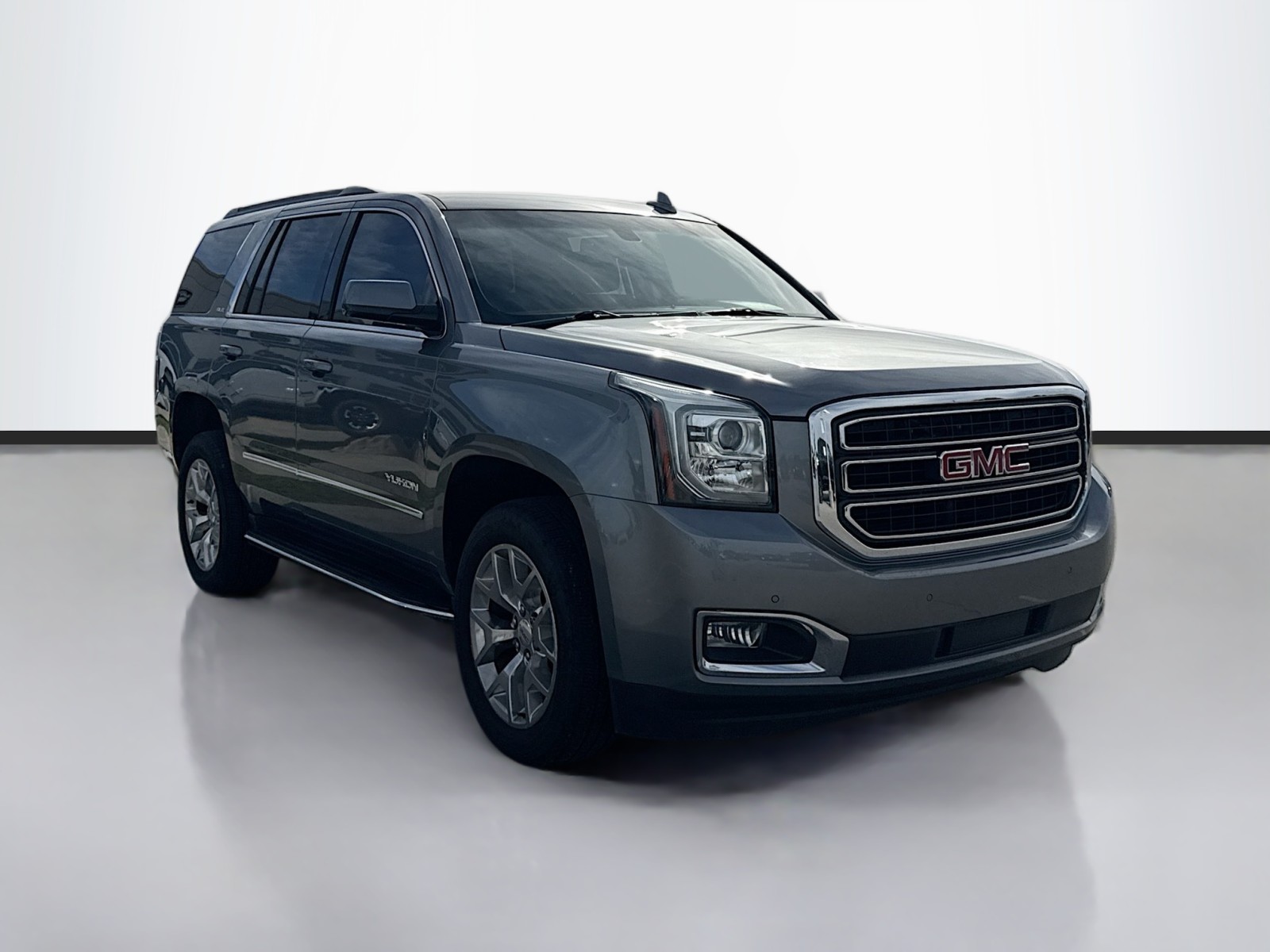 2020 Gmc Yukon SLE photo 3