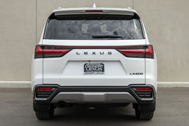 2025 Lexus LX 600 Luxury photo 2