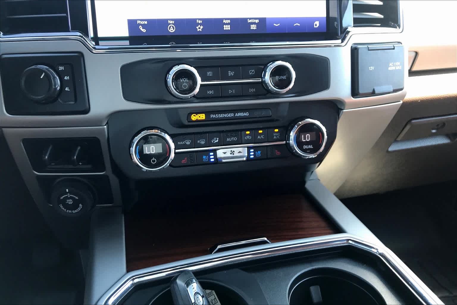 2022 Ford F-450 King Ranch photo 30