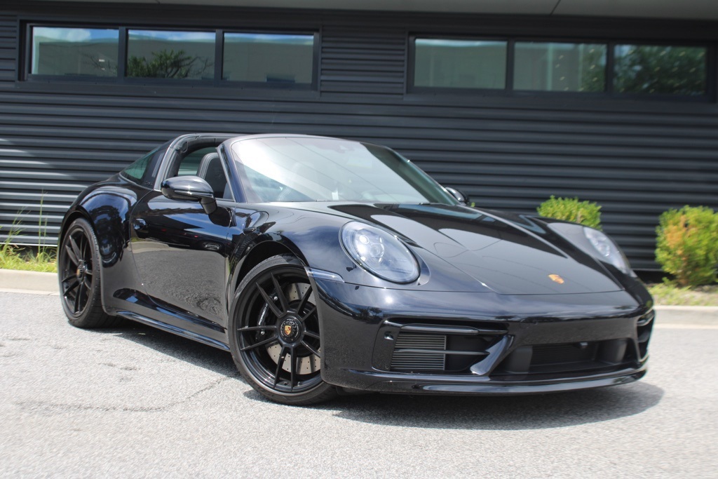 2023 Porsche 911 Targa 4 GTS photo 8