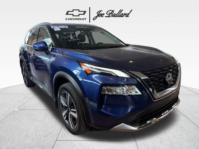 2023 Nissan Rogue Platinum photo 3