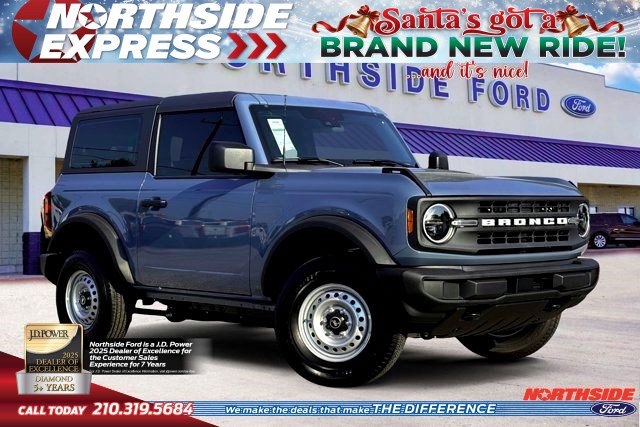 2025 Ford Bronco 2-Door Base's photo