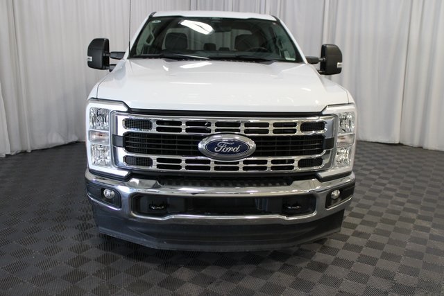 2024 Ford F-250 photo 2