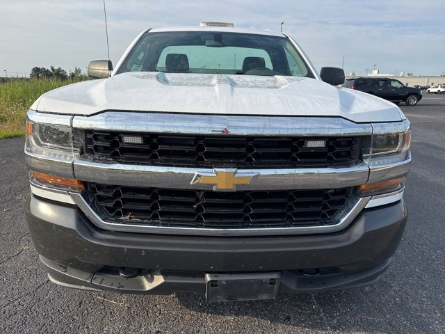2018 Chevrolet Silverado Work Truck LS Base photo 2