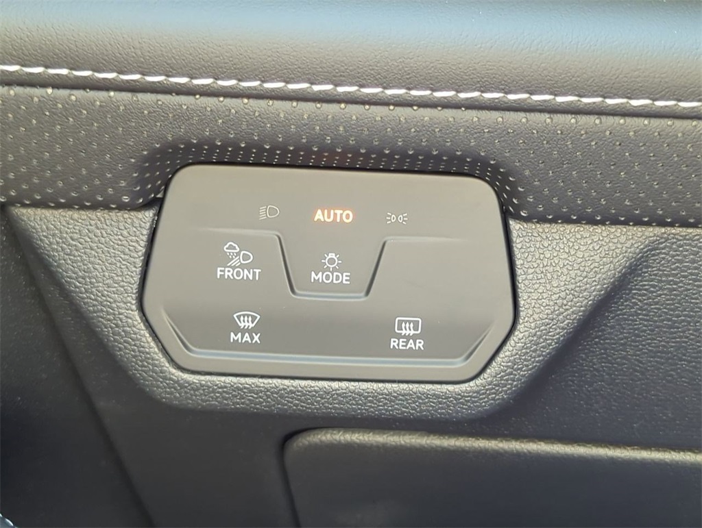 2026 Volkswagen Atlas SE Technology photo 15