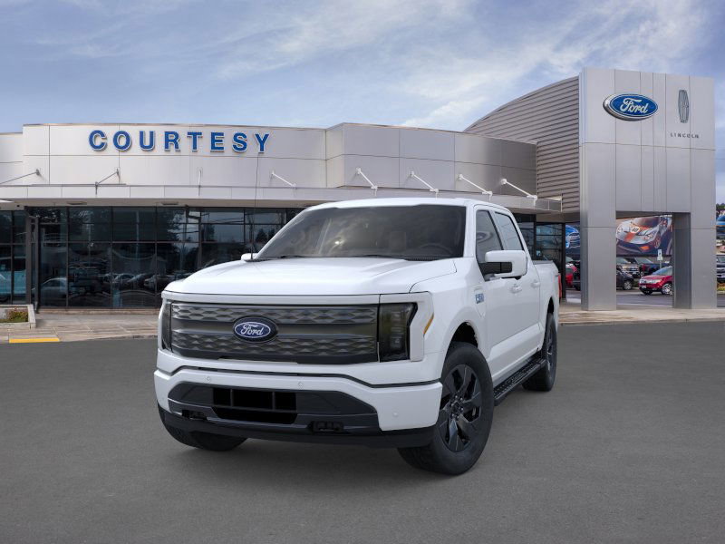 2025 Ford F-150 Lightning Lariat photo 2