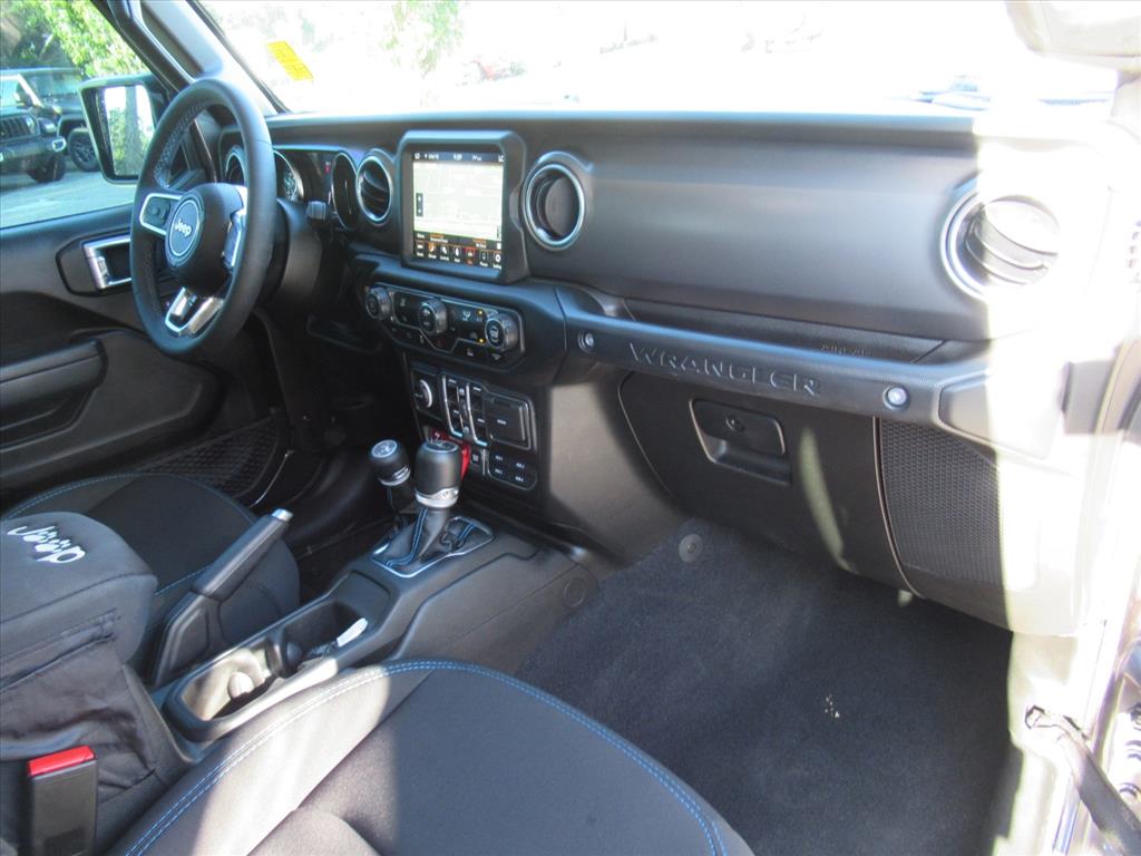2023 Jeep Wrangler Rubicon 4xe photo 12