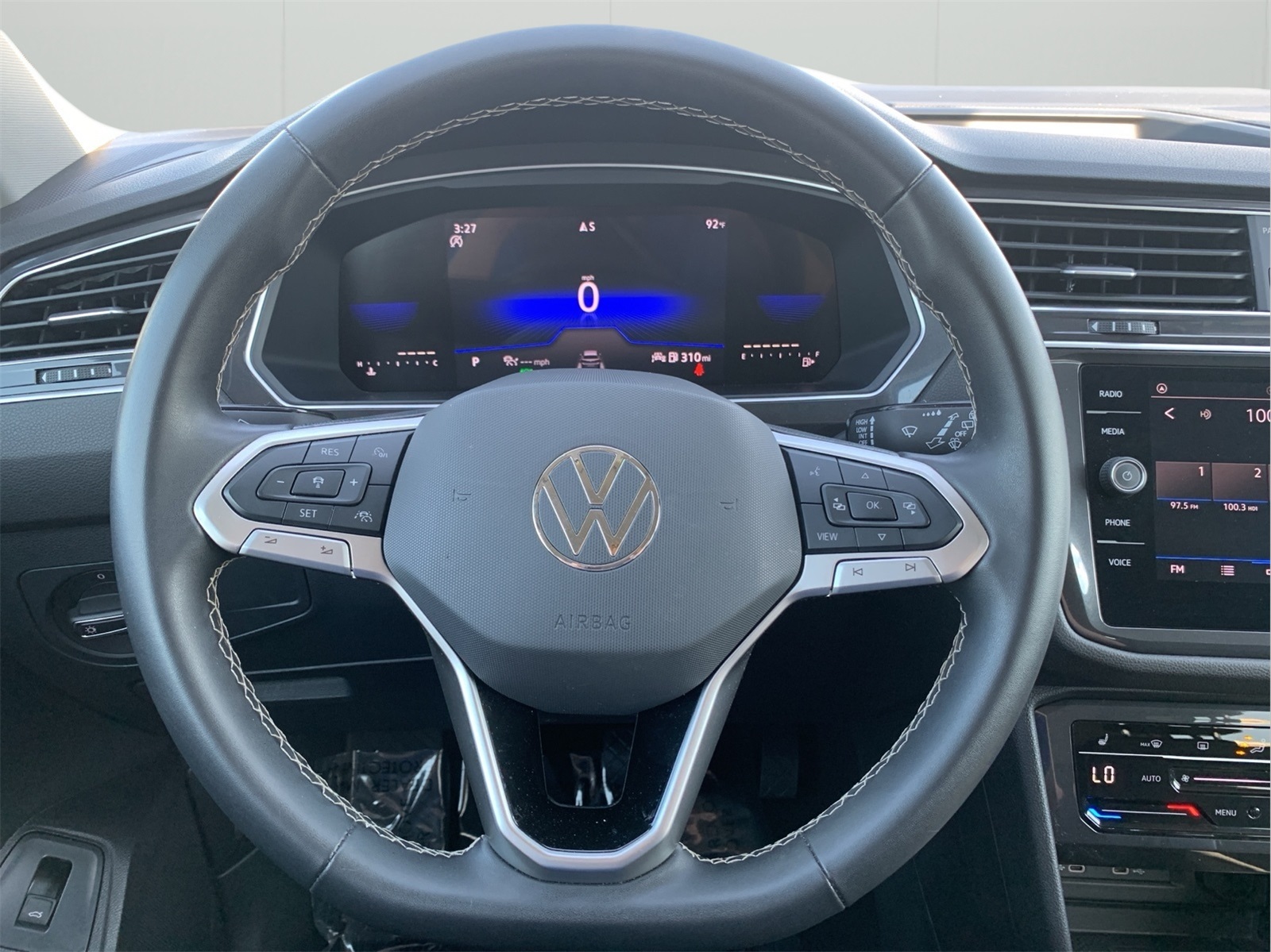 2024 Volkswagen Tiguan SE Wolfsburg Edition photo 16