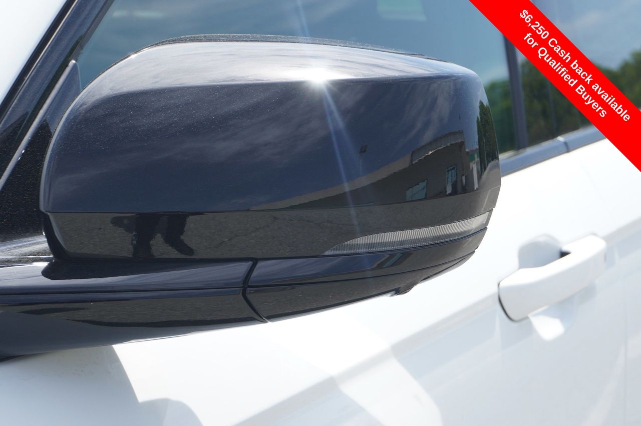 2025 Jeep Grand Cherokee Limited photo 3