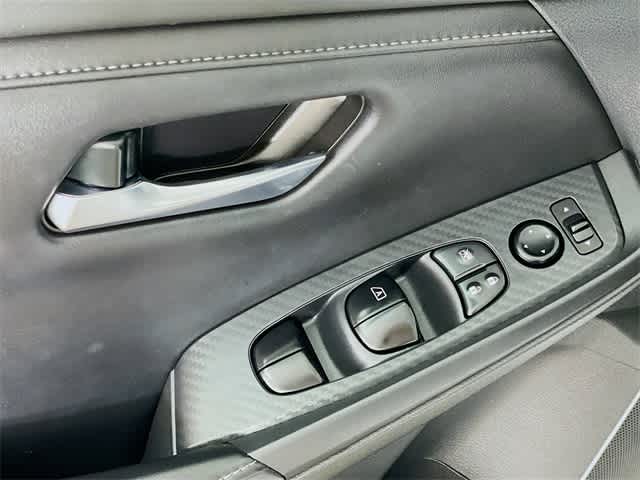 2021 Nissan Sentra SV photo 16
