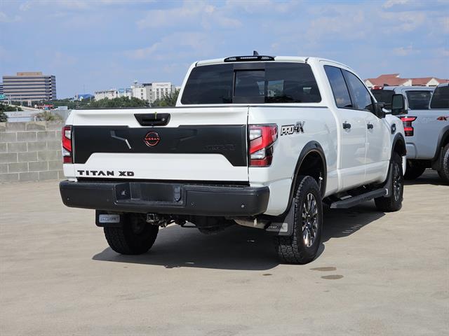 2024 Nissan Titan PRO-4X photo 2