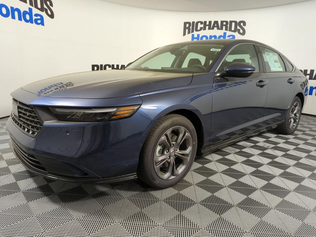 2025 Honda Accord Hybrid EX-L's photo