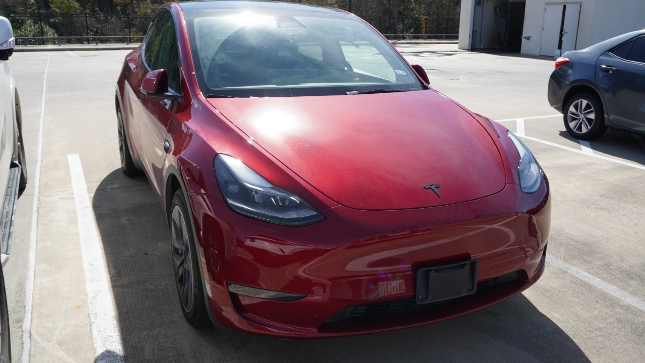 Used 2024 Tesla Model Y Long Range with VIN 7SAYGDEE4RA269045 for sale in Northfield, Minnesota