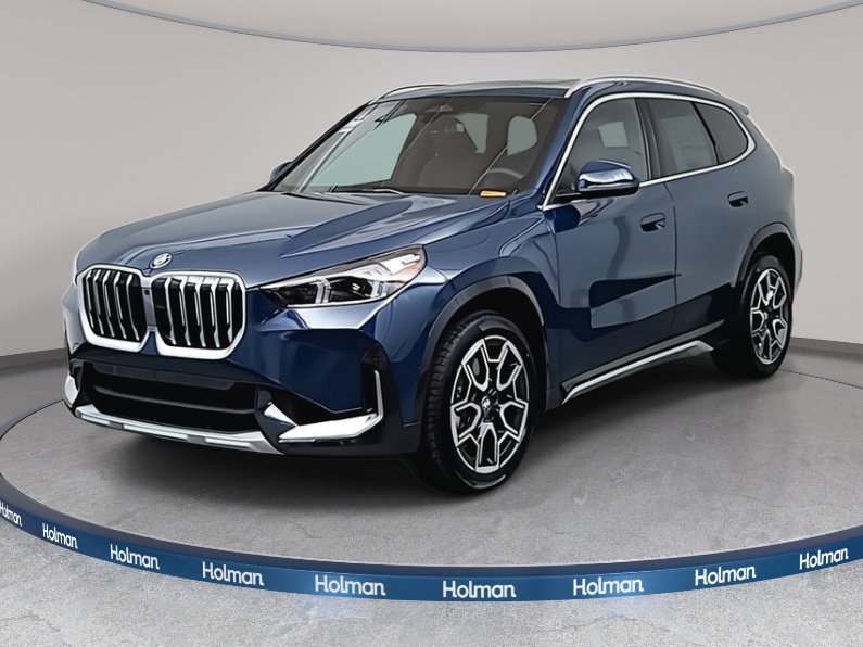 2026 BMW X1 28i's photo
